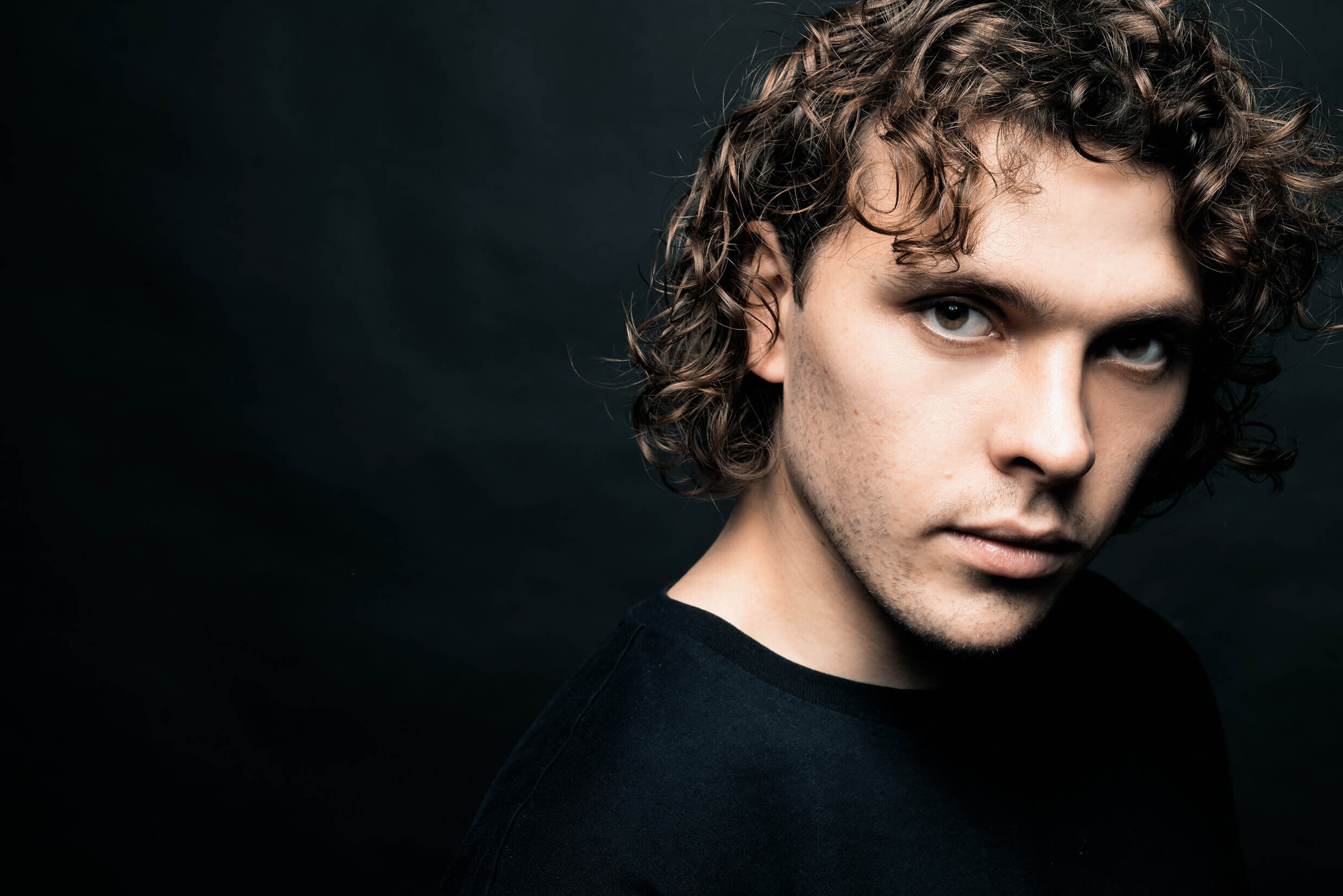 &copy; Mathias Bothor